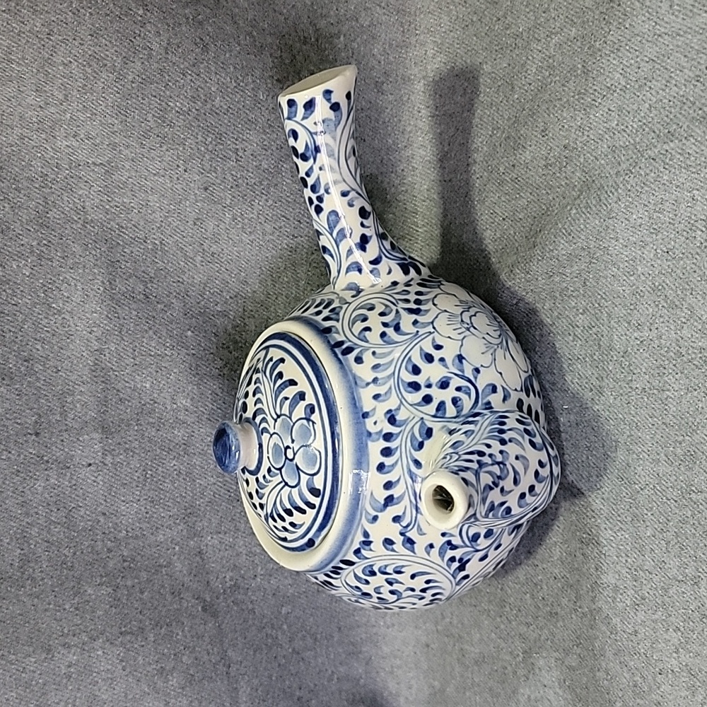 Vintage Handmade Porcelain Teapot Sude Handle